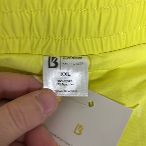 NWT Buffbunny Flo shorts - Picture 7 of 10